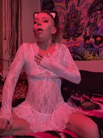 Stonermama666420 Webcam Chat October 19, 2026