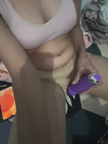 raja_l Webcam Chat October 19, 2026