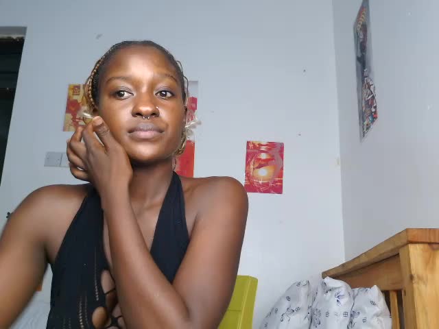 Daisiy Webcam Star October 19, 2026
