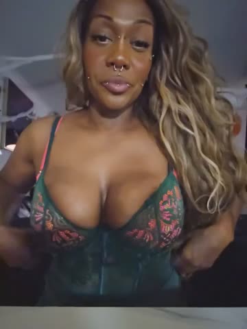 Bella-Nutella Webcam Chat October 19, 2026