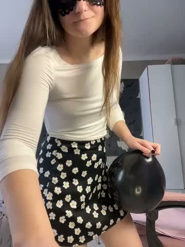 HelgaMunnn Webcam Chat October 19, 2026