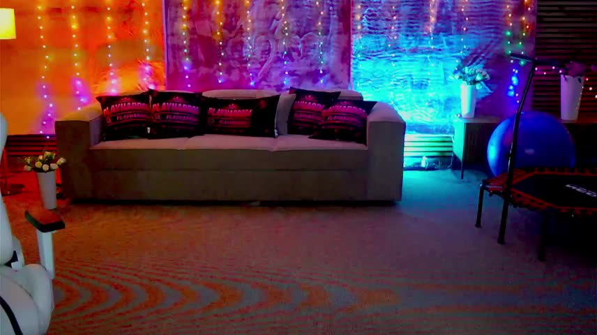Olivia054_Sweet Webcam Chat October 19, 2026