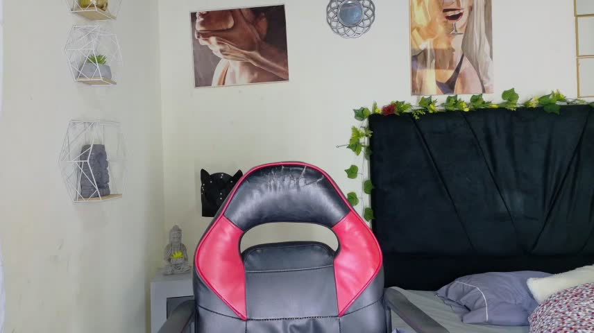 LilihtMature Webcam Chat October 19, 2026