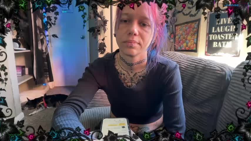 Toxlyn Webcam Chat October 19, 2026