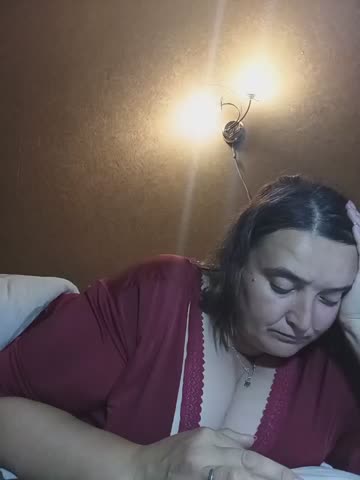 LiluHot Webcam Chat October 19, 2026