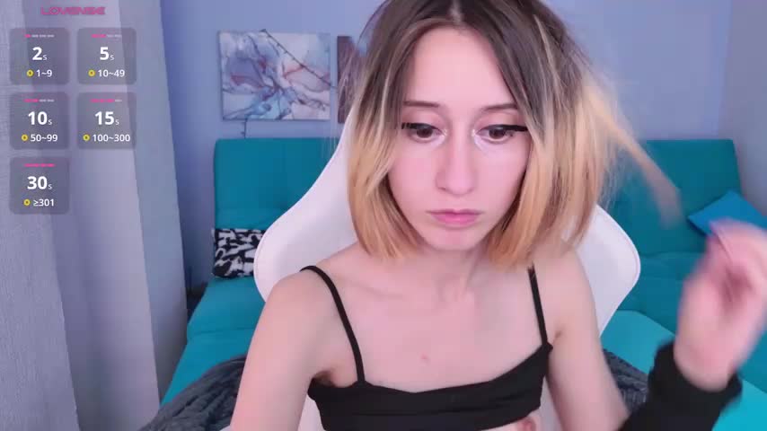 College_Girl_18 Webcam Chat October 19, 2026