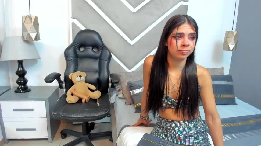LollyWaatson Webcam Chat October 19, 2026
