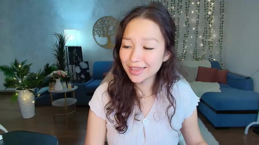 adeline Webcam Chat October 19, 2026