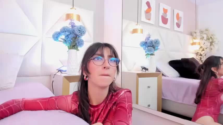Zoey_kiss_ Webcam Chat October 19, 2026