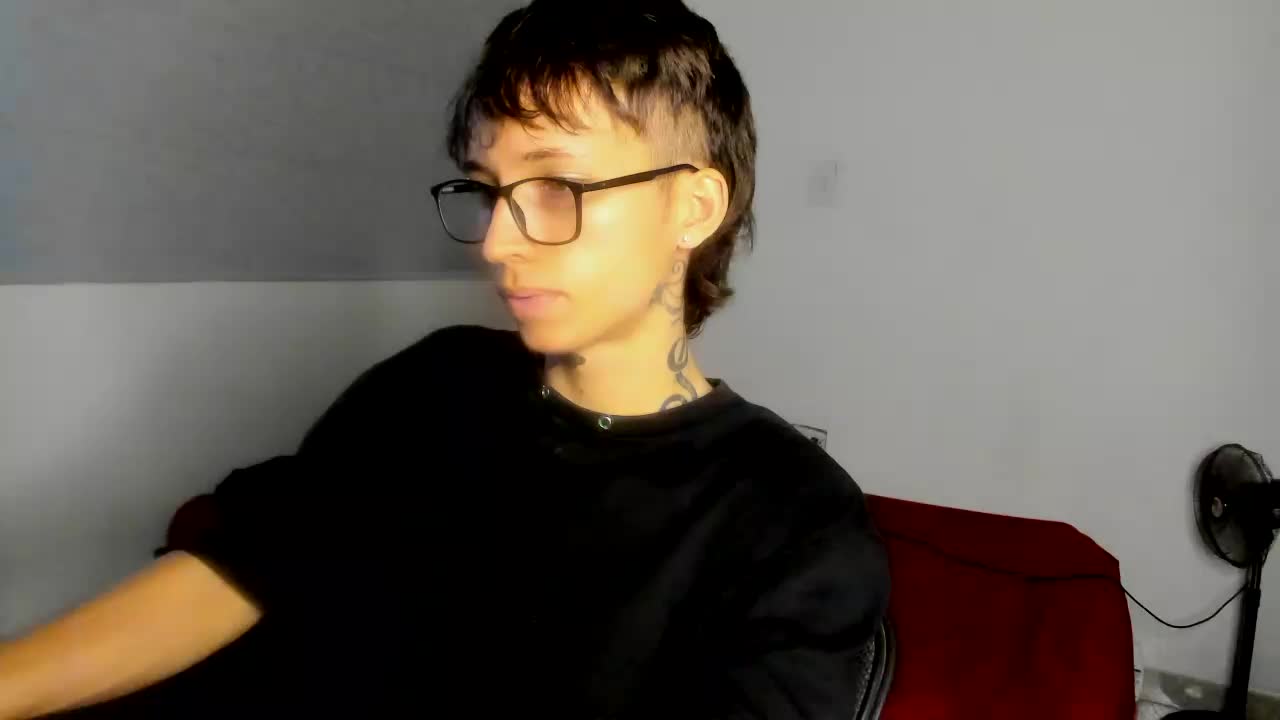 xam_winn Webcam Chat October 19, 2026