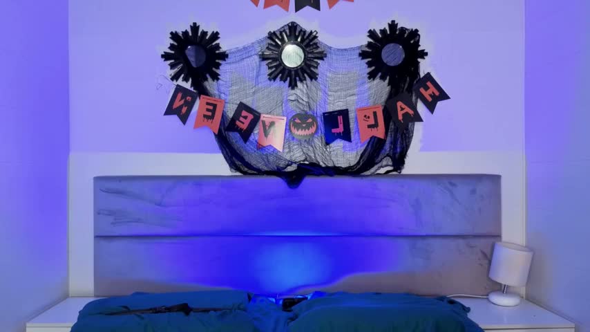 Megan_Hamillton Webcam Chat October 19, 2026