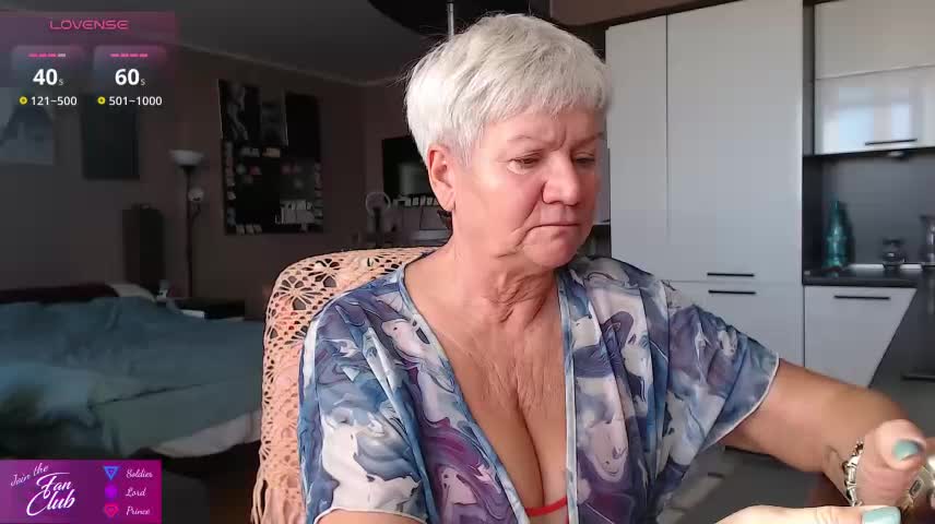 roxana_brooks Webcam Star October 19, 2026