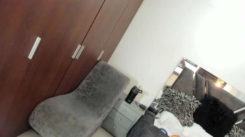 alizehorny Webcam Star October 19, 2026