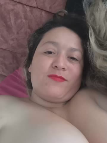 mooncurves Webcam Chat October 19, 2026