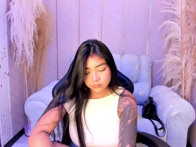 Leyren_copper Webcam Chat October 19, 2026