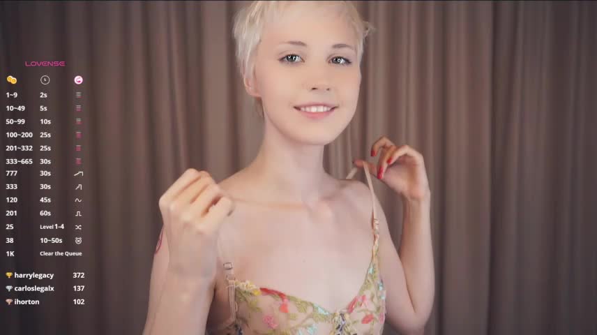 HattieSkay Webcam Chat October 19, 2026