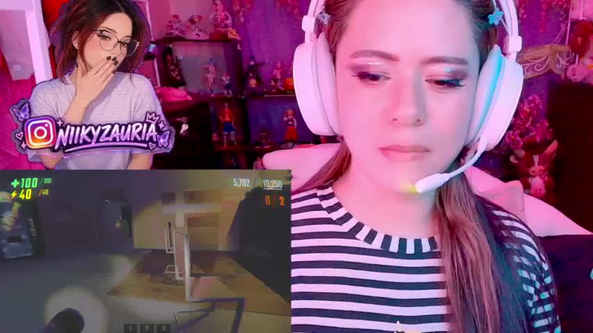 _niiky Webcam Chat October 19, 2026