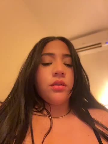 vellaah Webcam Chat October 19, 2026