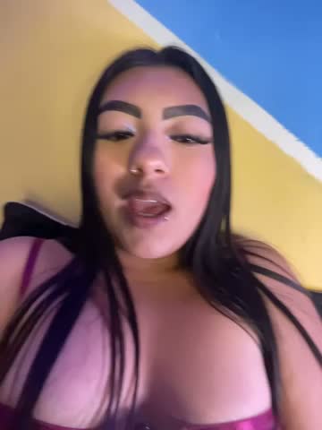 Laulin_TayyyX Webcam Chat October 19, 2026
