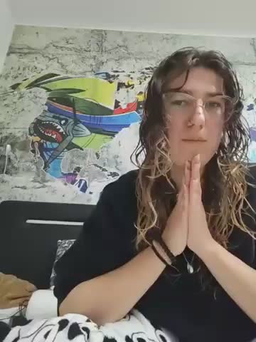 GloriaVeil Webcam Chat October 19, 2026