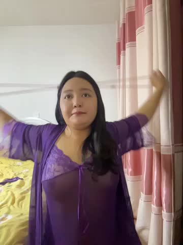 qinqin197 Webcam Chat October 19, 2026
