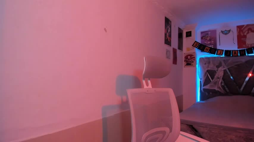 Mia_Gattes Webcam Star October 19, 2026