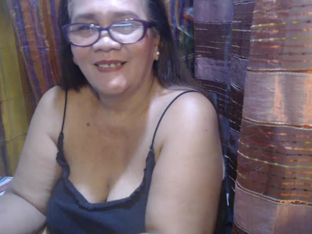 sweety_momma Webcam Chat October 20, 2026