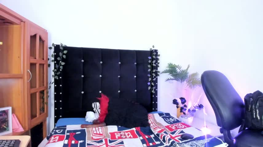 lili_sweet77_ Webcam Chat October 20, 2026