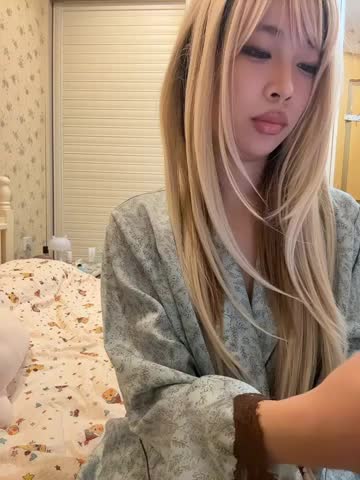 xiaozz-001 Webcam Chat October 20, 2026