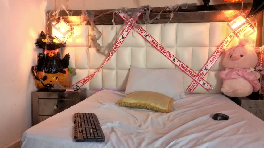 SkylerRose3 Webcam Chat October 20, 2026