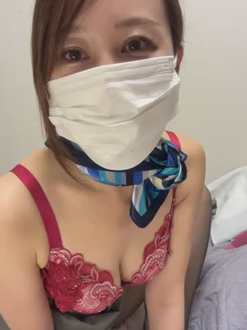 AMI_xox10 Webcam Chat October 20, 2026