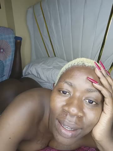 SquirtQueen16 Webcam Chat October 20, 2026