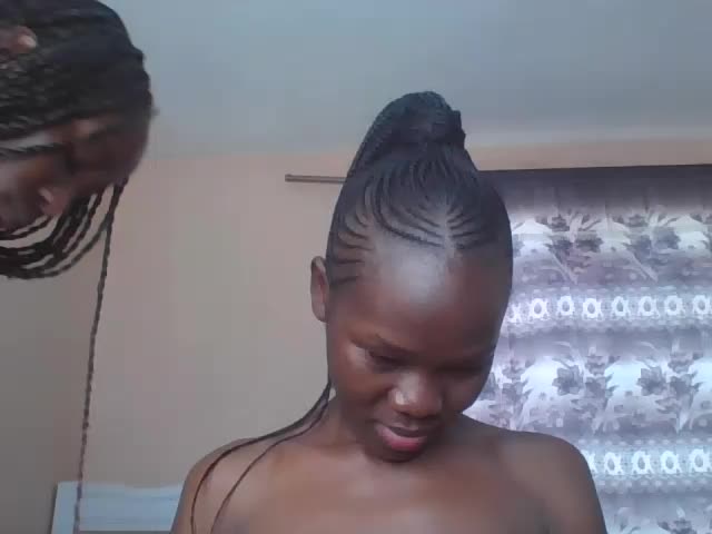 dollface_diva01 Webcam Chat October 20, 2026
