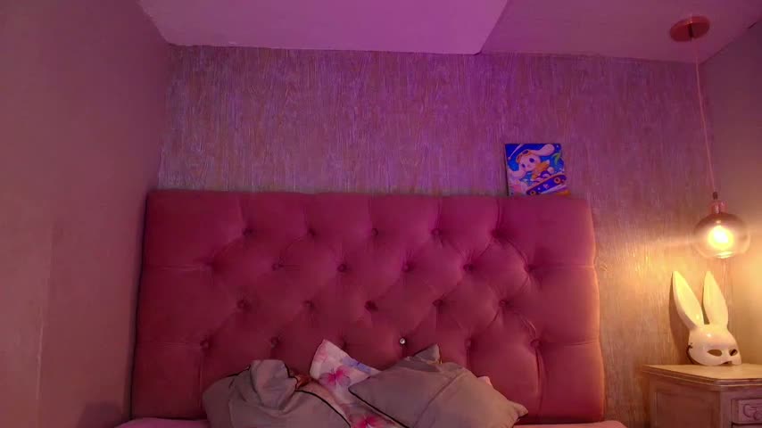 charlottemoonxz Webcam Chat October 20, 2026