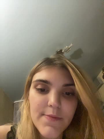 FlirtyLolaa Webcam Chat October 20, 2026