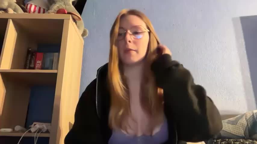 thepretiestgirlhere Webcam Chat October 20, 2026