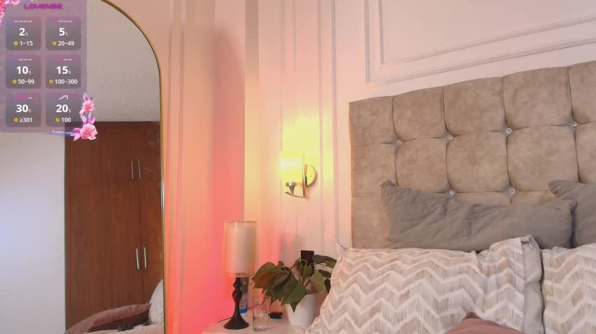 JasmineRoss_1 Webcam Chat October 20, 2026