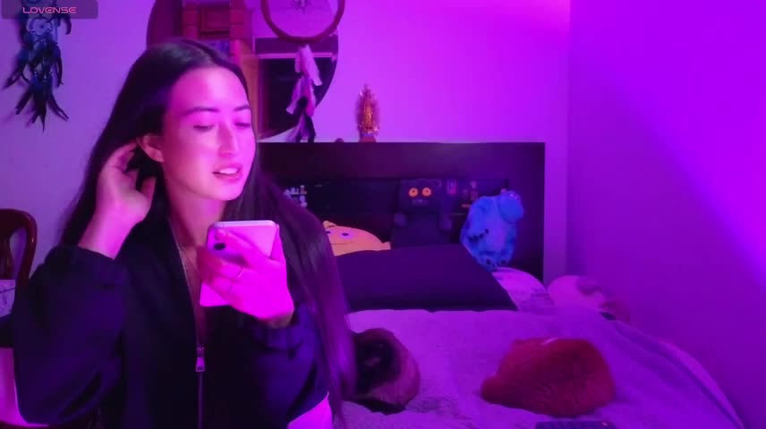 Victoria_Valenti Webcam Chat October 20, 2026