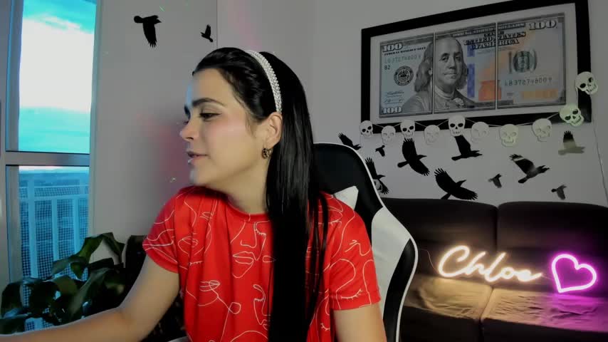 Chloesmithx- Webcam Chat October 20, 2026