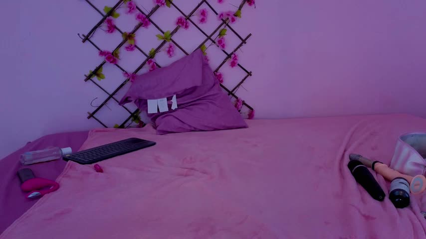 cotton_candyy33 Webcam Chat October 20, 2026
