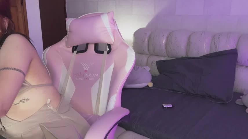 VioletVloss Webcam Chat October 20, 2026