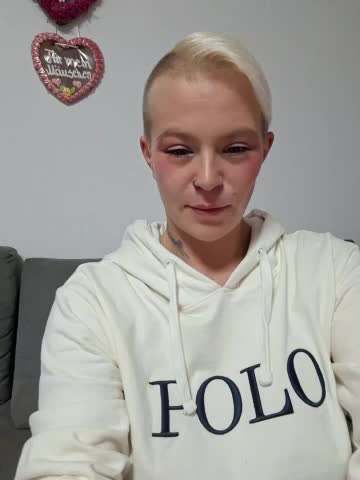 ZuckerMausi17 Webcam Chat October 20, 2026