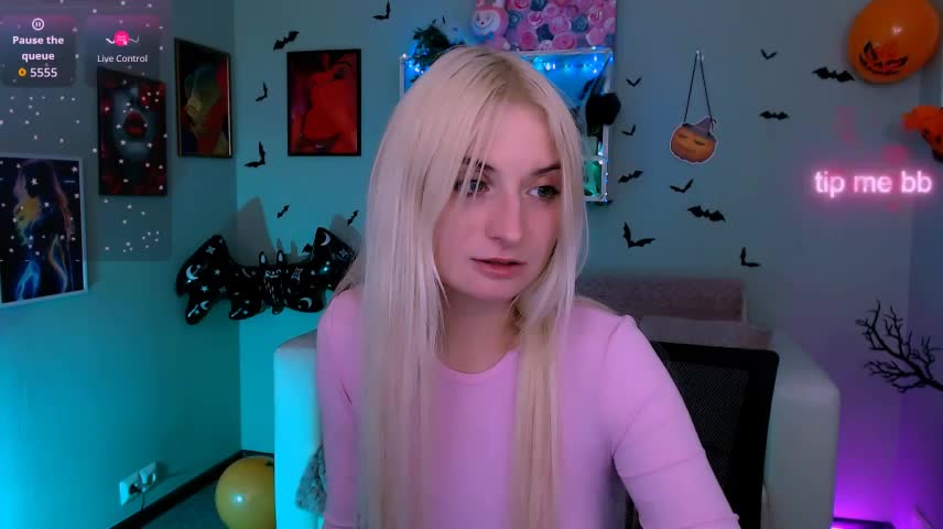 melisa_white1 Webcam Chat October 21, 2026