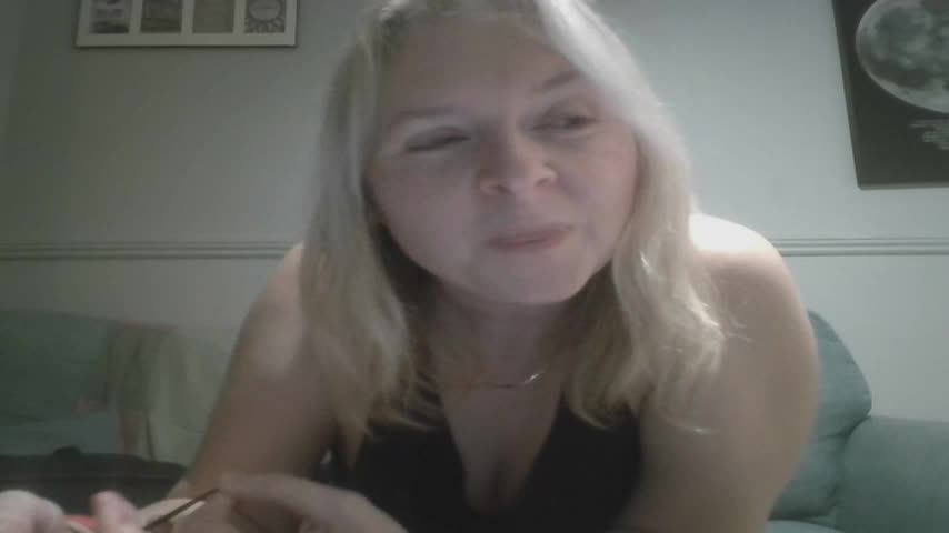 MrsMercedes26 Webcam Chat October 21, 2026