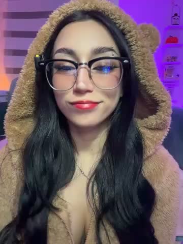 sophie_cute66 Webcam Chat October 21, 2026