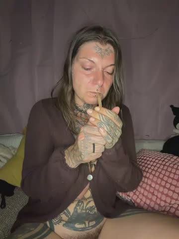 lizzardqueeen Webcam Chat October 21, 2026