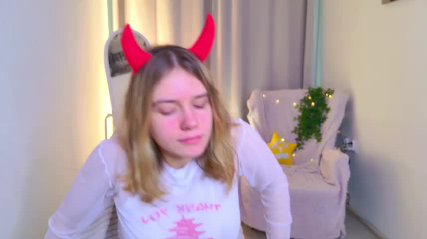 MilanaRayy Webcam Chat October 21, 2026