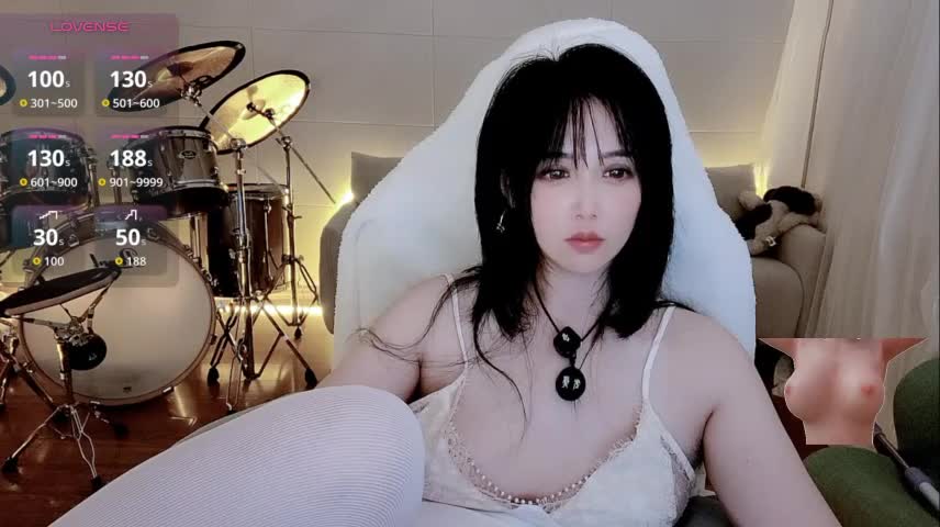 Evangelin-e Webcam Chat October 21, 2026