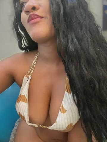 AleezaFrench Webcam Chat October 21, 2026