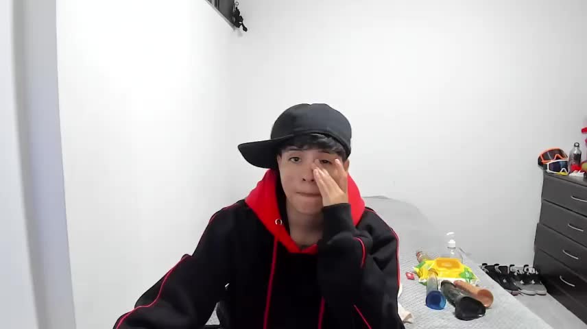 Bruno_Cruzz Webcam Chat October 21, 2026